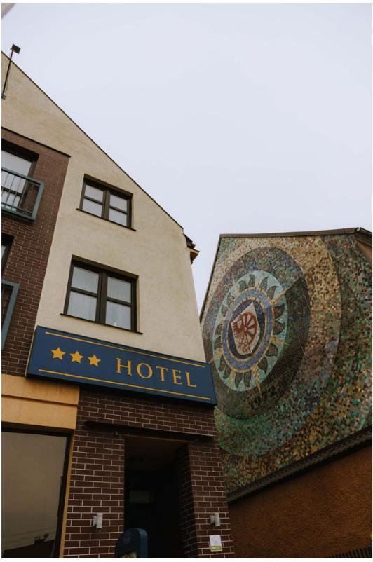 Hotel Piast Cedynia Exterior photo