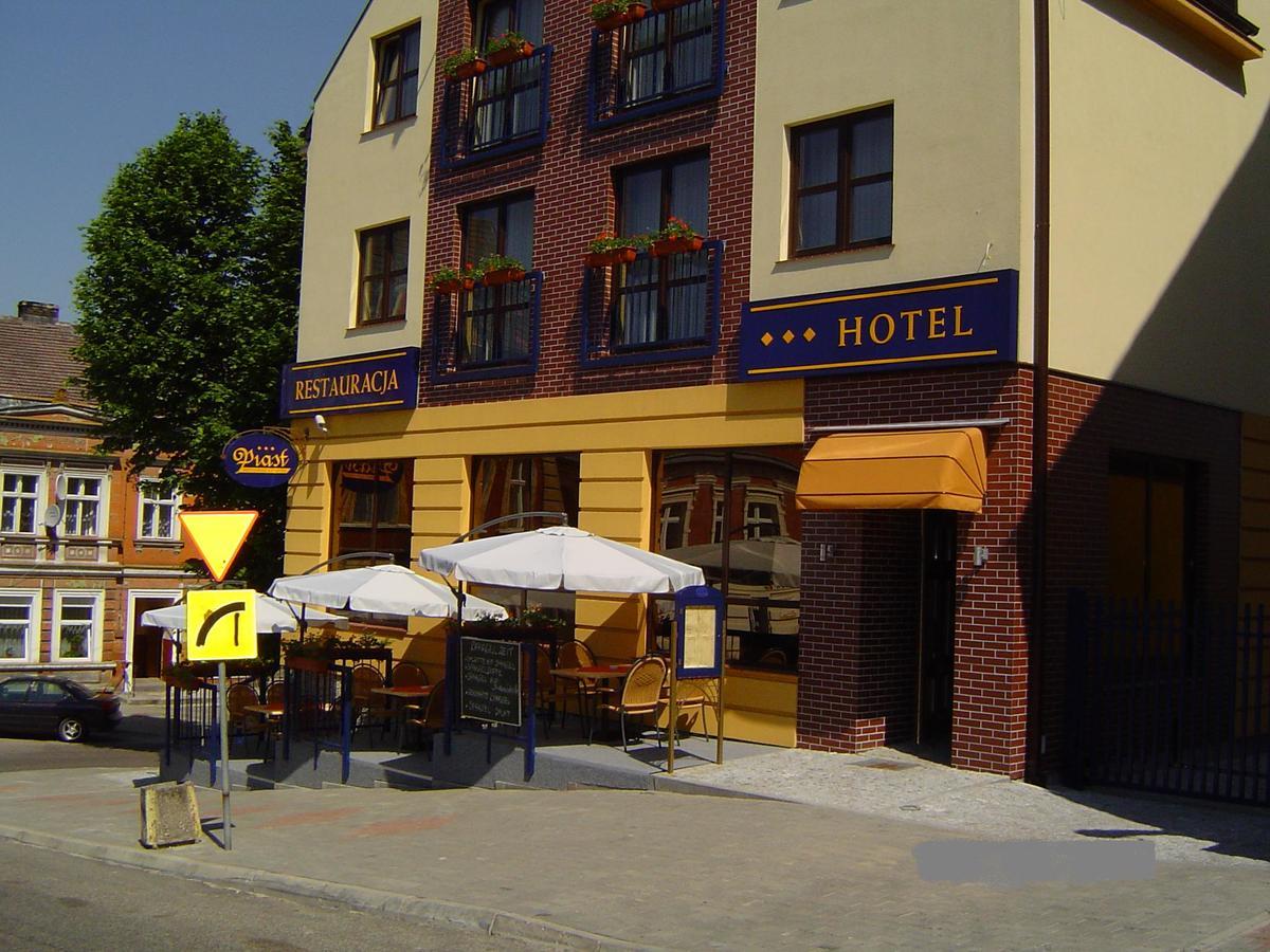 Hotel Piast Cedynia Exterior photo